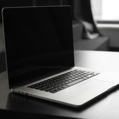 Signs That You May Need To Replace Your MacBook Screen