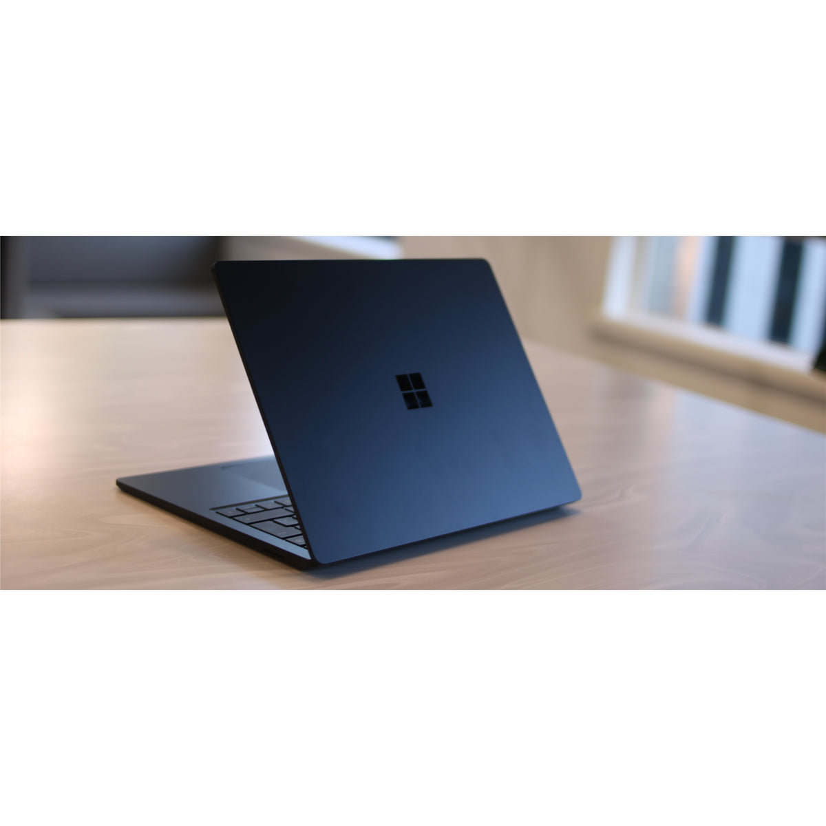 Microsoft Surface Laptop 5 13.5" 16GB 256GB SSD Core™ i7-1265U 1.8GHz WIN11P, Matte Black (Refurbished - Fair)
