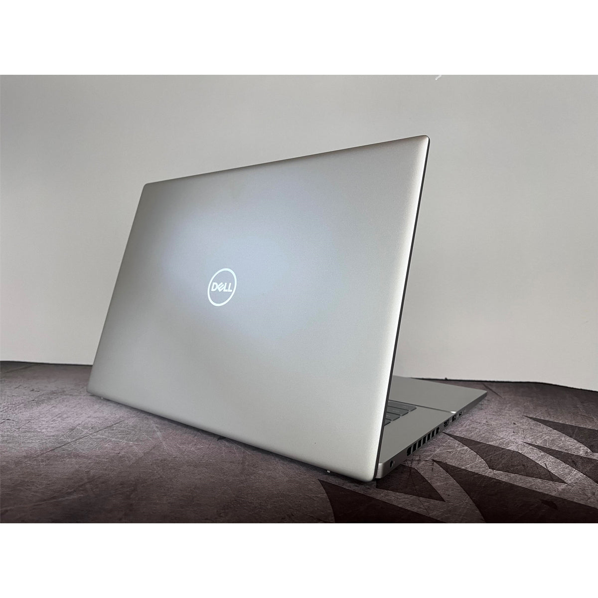 Dell Inspiron 16 7630 2-IN-1 16" 8GB 1TB SSD Core™ i5 1335U 1.3GHz WIN11H, Platinum Silver (Refurbished - Excellent)